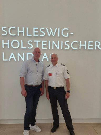 26.05.26: Zu Gast im Landtag Schleswig-Holstein mit Marc Kutyniok (Leiter Referat Feuerwehrwesen im Innenministerium SH)