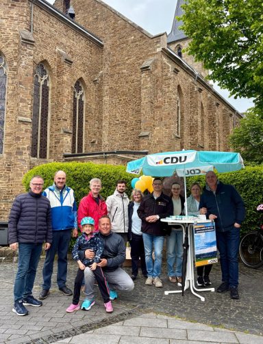 17.05.26: Am Infostand bei "Wieder ins Tal"